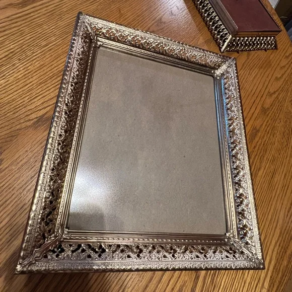 Vintage Goldtone Metal Photo Frame Duo ๐ - Picture 4 of 16